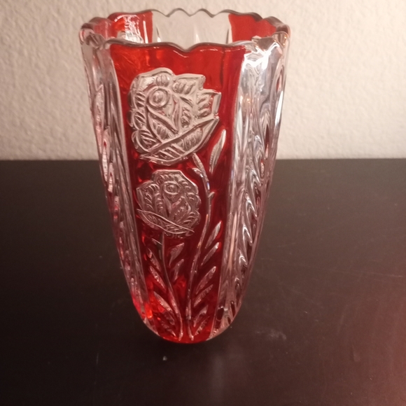 Hofbauer Crystal Clear Germany 6" Red Floral Cut to Clear Crystal Vase - Picture 6 of 6